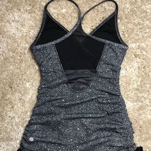 Lululemon Full freedom Luminesce Tank Top SZ 4